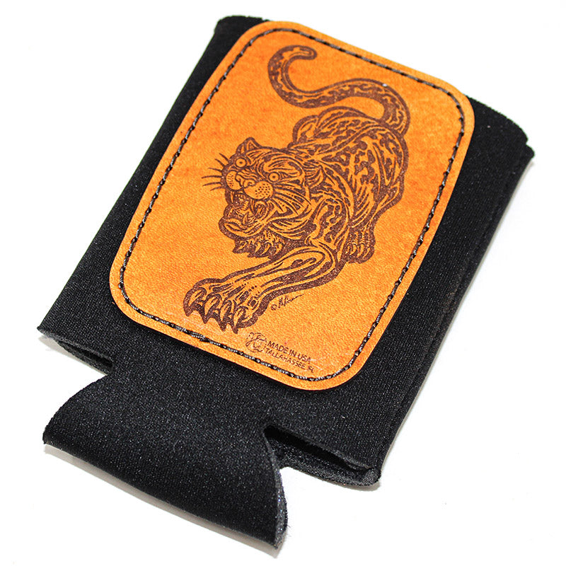 Funda para bebida con parche de cuero - Pirate Skellyhead