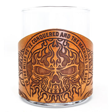 Envoltura de cuero para vaso de whisky - Jumping Lab Bird Dog Engraver glass