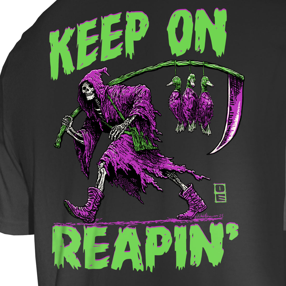 Actitud de esfuerzos al aire libre - Camiseta hecha en Estados Unidos - Iguana Go Drinking
